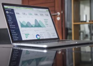 AI development partner evaluation — data analytics dashboard for production machine learning